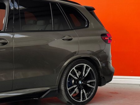 2025 BMW X5 - thumbnail 8