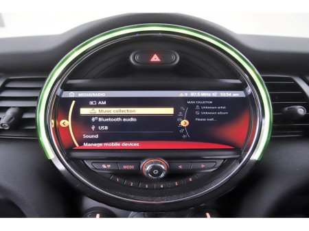 2020 MINI Hatch 1.5 AUTO 5DR *REVERSE CAM*PARK SENSORS* €22,890 thumbnail