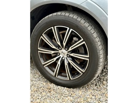 2020 Volvo XC60 - thumbnail 39