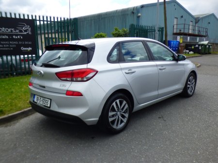 2018 Hyundai i30 1.6 CRDI DELUXE 5DR // FULL DOCUMENTED SERVICE HISTORY // EXCELLENT CONDITION // 01/28 NCT // REVERSE CAMERA, CRUISE AND BLUETOOTH // €12,950