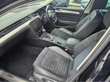 2020 Volkswagen Passat 2.0 TDi Highline 190  BHP Auto - Ultra Low Miles - SOLD €27,950 thumbnail