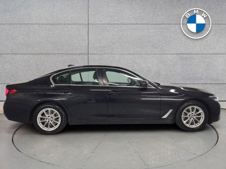 2021 BMW 5 Series 520d SE Saloon €33,975