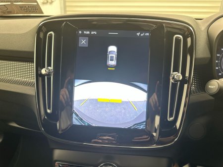 2026 Volvo EX40 - thumbnail 17