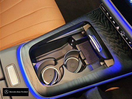 2026 Mercedes-Benz E Class E300De AMG Line with Winter Pack €89,055 thumbnail