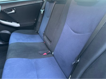 2014 Toyota Prius - thumbnail 11