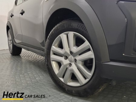 2023 Dacia Sandero Stepway - thumbnail 6