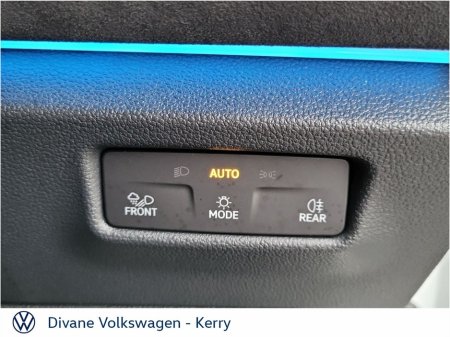 2025 Volkswagen Tayron R LINE 75 MARKET INTRODUCTION 1.5 TSI PLUG IN HYBRID 204BHP €59,950 thumbnail