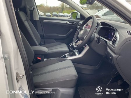 2026 Volkswagen T-Roc Commercial 2.0 TDI Edition 75 116bhp - €33,432 + VAT! €33,432 thumbnail