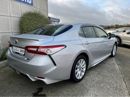 2020 Toyota Camry WS AUTOMATIC HYBRID 2.5 PETROL //HEAD UP DISPLAY//HALF LEATHER SEATS//KEYLESS ENTRY//ADAPTIVE CRUISE CONTROL// €26,950