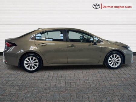 2019 Toyota Corolla - thumbnail 3