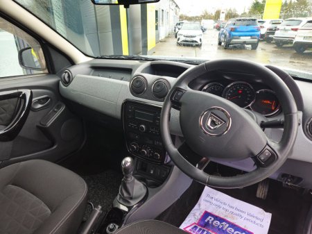 2016 Dacia Duster 1.5 dCi 110 SIGNATURE €9,000 thumbnail