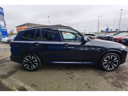 2022 BMW iX3 - thumbnail 5