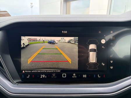 2026 Volkswagen Touareg Touareg R-Line Final Edition 231HP €113,980 thumbnail