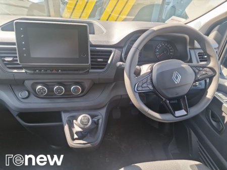 2026 Renault Trafic LL30 130 Start €29,808