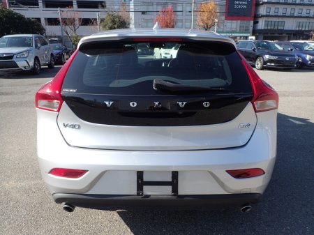 2016 Volvo V40 - thumbnail 5