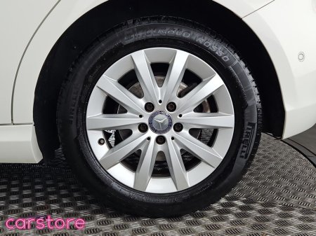 2017 Mercedes-Benz A Class A180 1.6 Auto thumbnail