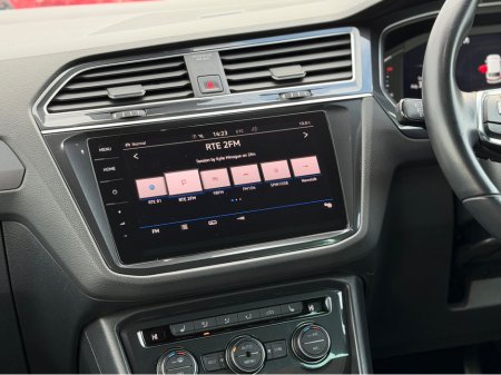 2019 Volkswagen Tiguan R-LINE 4WD - 2.0L DIESEL - AUTO - 12M WARRANTY - CAR: 1724 €32,950 thumbnail