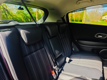 2017 Honda Vezel - thumbnail 9