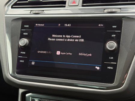 2020 Volkswagen Tiguan 2.0 TDI 150HP R-Line thumbnail