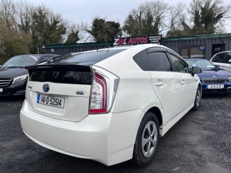 2014 Toyota Prius 1.8 Hybrid €9,750 thumbnail