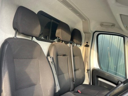 2022 Peugeot Boxer 335 L3 H2 2.2 BLUE HDI 1 140 6.3 €16,900
