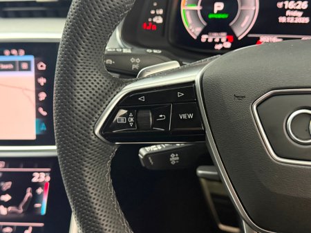 2025 Audi A6 50 TFSI E S LINE QUATTRO €56,990 thumbnail