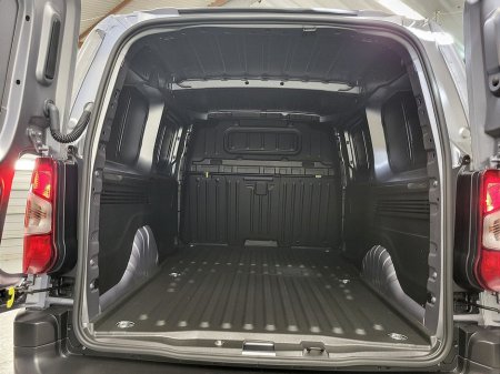 2025 Citroen Berlingo LWB Enterprise From €110 Per Week €25,390 thumbnail