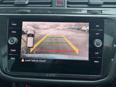 2023 Volkswagen Tiguan 2.0 TDI 150HP Elegance 7sp DSG Auto Mint Pan Roof €41,995 thumbnail