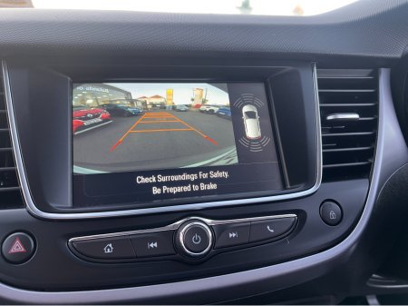 2024 Opel Crossland X *Only 12000 Kms* As New Petrol Manual High Spec 2024 Opel Crossland Rear View Camera Apple Car Play www.bolands.ie Est.1955 €21,950 thumbnail