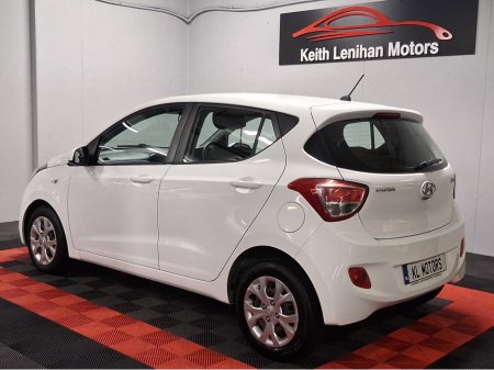 2016 Hyundai i10 **FINANCE AVAILABLE** €8,222 thumbnail