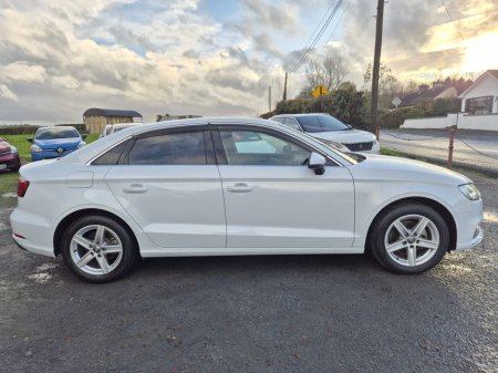 2017 Audi A3 DBA-8VCXSL €19,500 thumbnail