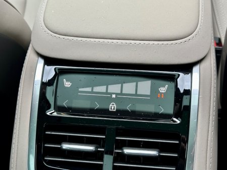 2026 Volvo XC90 - thumbnail 14