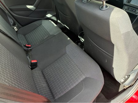 2016 Volkswagen Polo - thumbnail 10