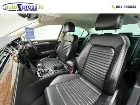 2019 Volkswagen Passat 2.0 TDI HIGH LINE Automatic, Reversing camera €26,995 thumbnail
