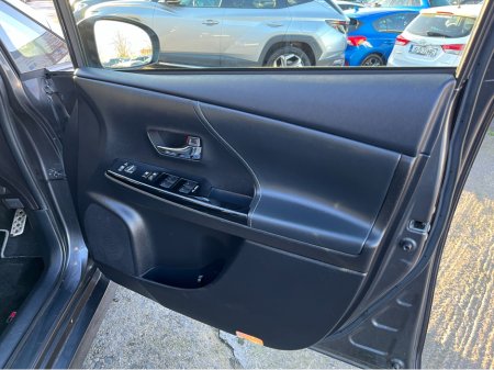 2019 Toyota Prius+ GR SPORT 7 SEATER AUTOMATIC HYBRID 1.8 PETROL //HIGH SPEC//LOW MILES//KEYLESS ENTRY//REVERSE CAMERA// €26,950 thumbnail