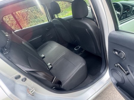 2018 Dacia Sandero - thumbnail 8