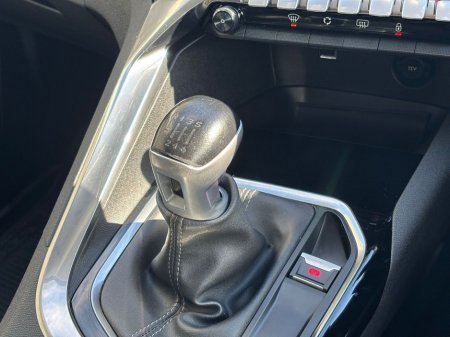 2019 Peugeot 3008 - thumbnail 20