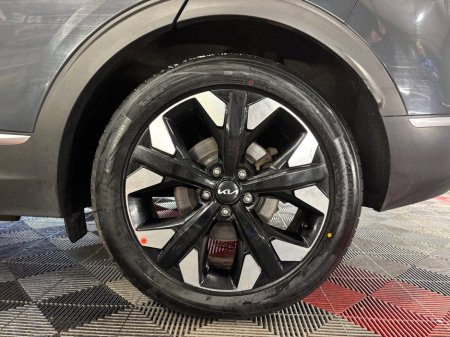 2023 Kia Sportage 1.6 PHEV K3 €30,950 thumbnail
