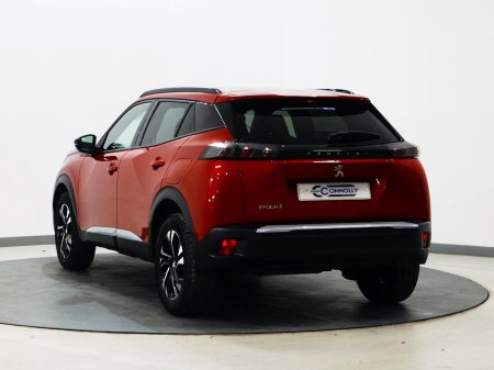 2023 Peugeot 2008 - thumbnail 5