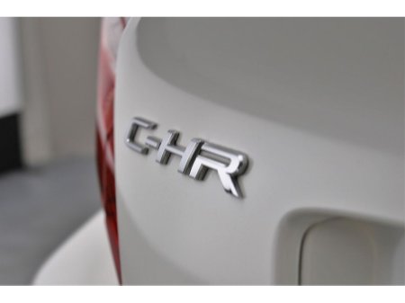 2017 Toyota C-HR 1.8 HYBRID *REVERSE CAM*ANDROID AUTO* €18,490 thumbnail