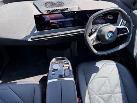 2023 BMW iX XDRIVE40 M SPORT 76KwH BATTERY // HIGH SPEC €49,950