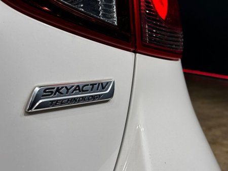 2018 Mazda Demio 1.3L SKYACTIV AUTOMATIC - MULTI FUNCTION STEERING WHEEL - HEATING / AC CONTROLS €12,950 thumbnail