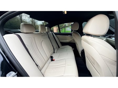 2021 BMW 5 Series - thumbnail 13