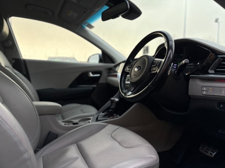 2020 Kia Niro Plug In Hybrid €21,995 thumbnail
