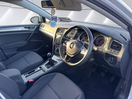 2018 Volkswagen Golf TL 1.6tdi M5F 90HP 5DR €15,995 thumbnail