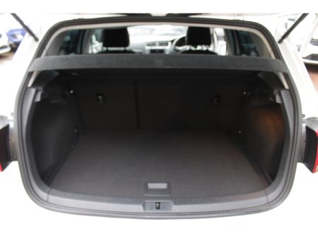 2016 Volkswagen Golf - thumbnail 18