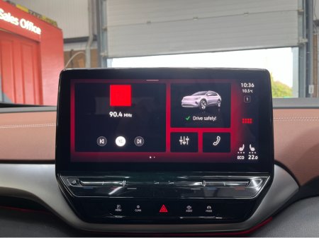 2022 Volkswagen ID.4 €26950 2022 VOLKSWAGEN ID.4 PRO LAUNCH EDITION AUTOMATIC / CRUISE CONTROL / 360° CAMERA / ELECTRIC MEMORY & HEATED SEATS / APPLE CARPLAY / AMBIENT LIGHTS / PANORAMIC SUNROOF €26,950 thumbnail