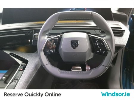 2025 Peugeot 3008 BEV 73kWH 210BHP Allure €38,995