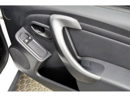 2018 Dacia Duster - thumbnail 23