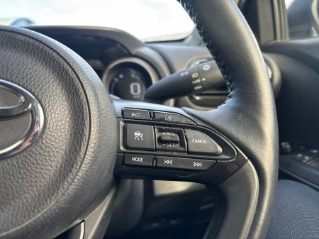 2020 Toyota Yaris Cross - thumbnail 15